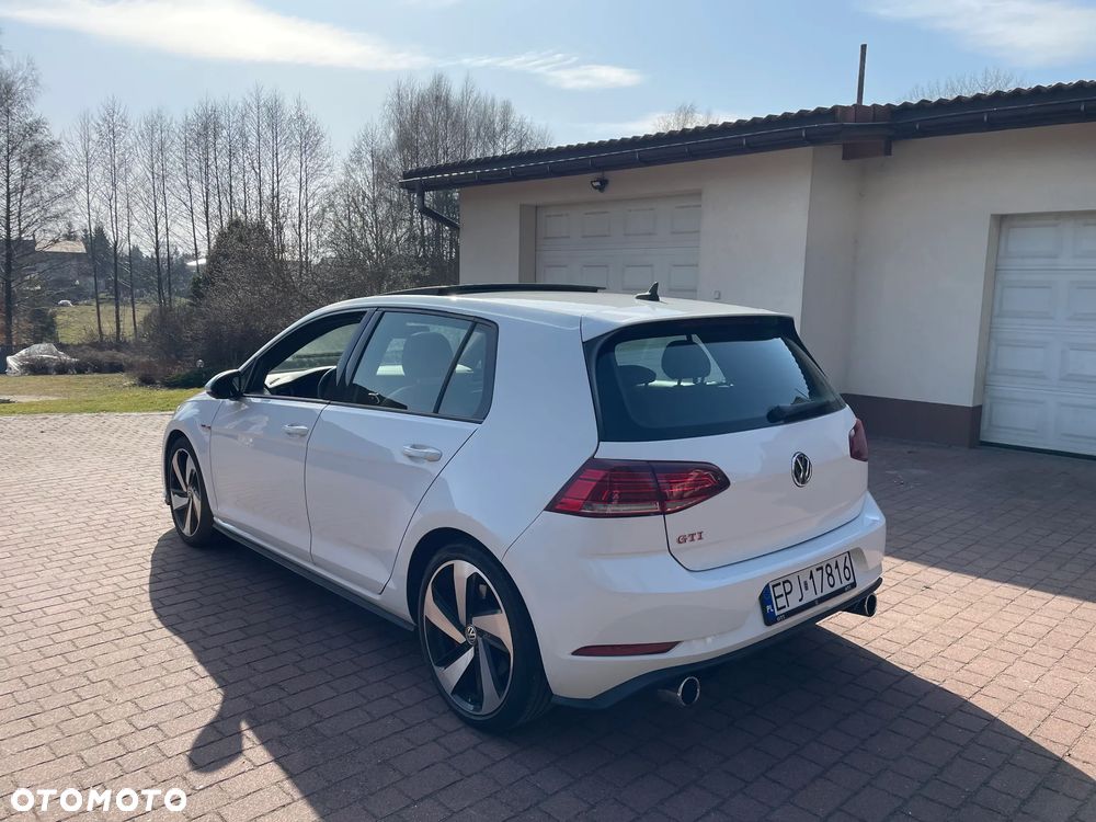 Volkswagen Golf GTI Performance BlueMotion Technology DSG - 5