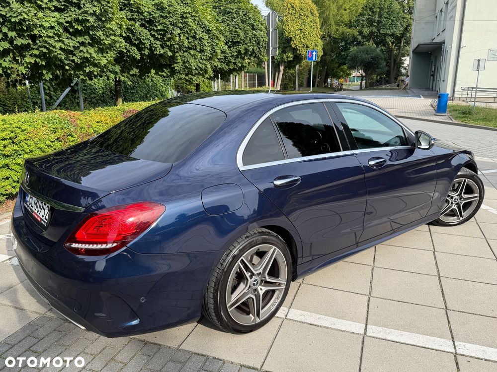 Mercedes-Benz Klasa C 160 9G-TRONIC AMG Line - 11