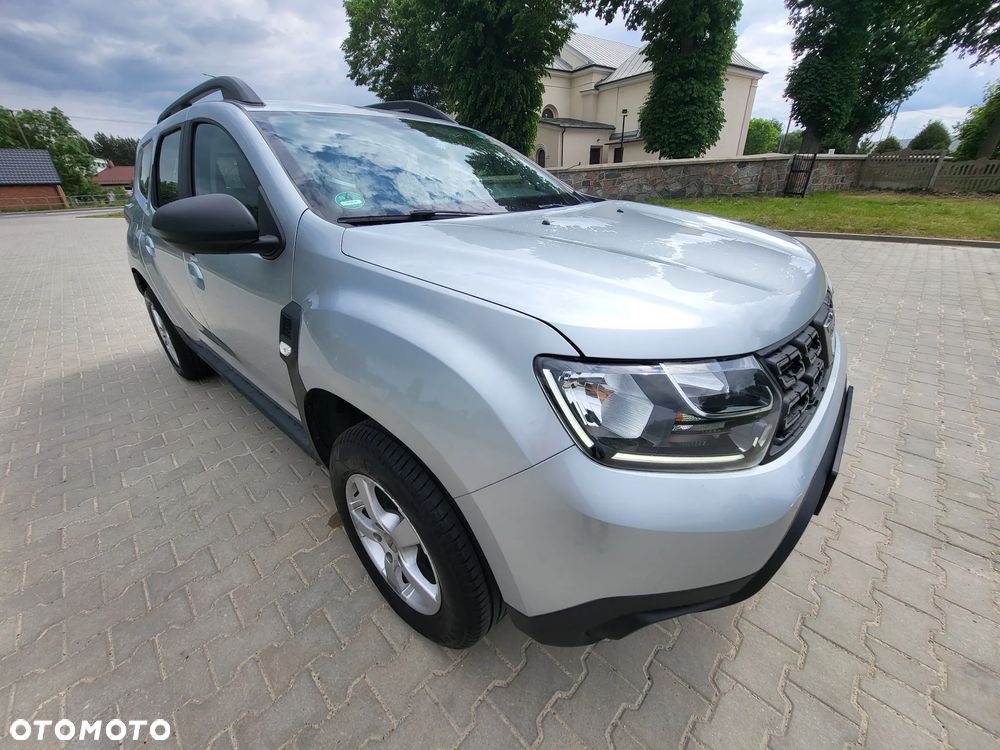 Dacia Duster 1.6 SCe Essential - 18