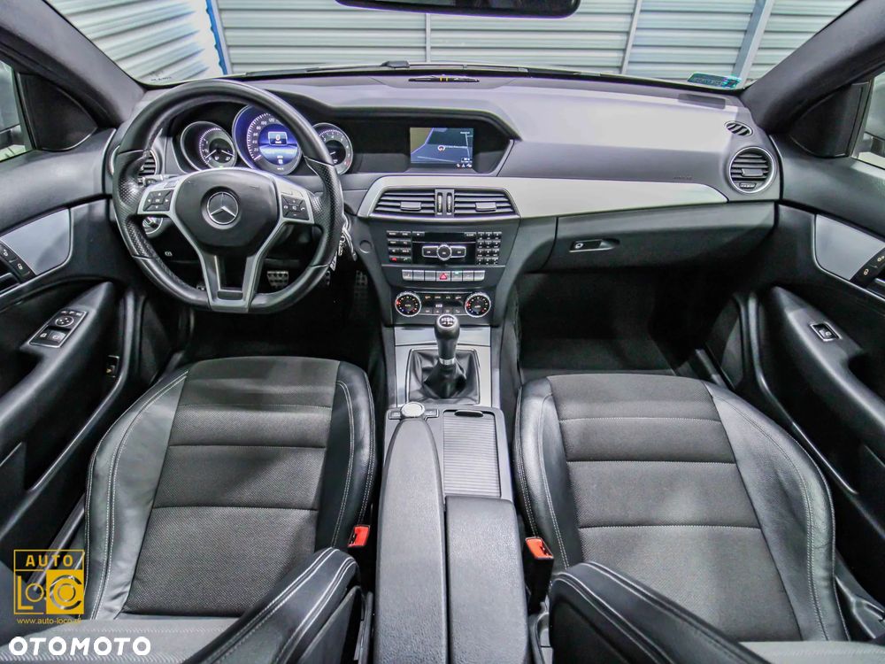 Mercedes-Benz C-Class 2013 photo 4
