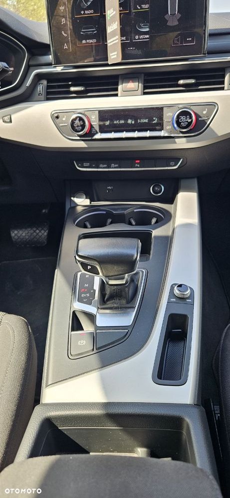 Audi A4 Avant - 25