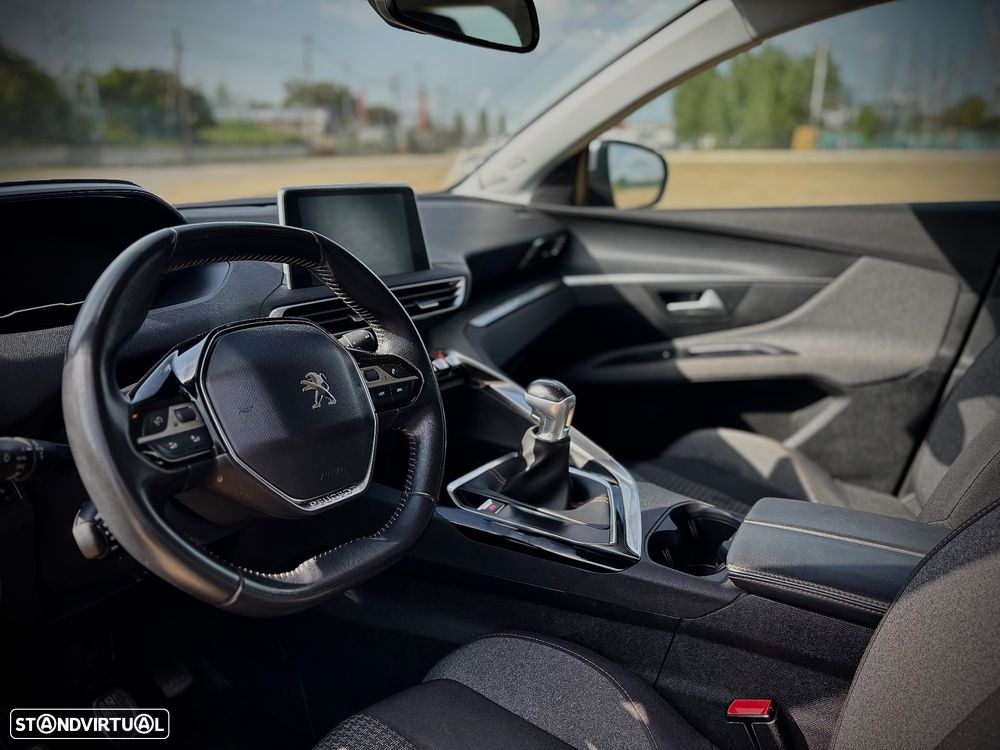 Peugeot 3008 1.5 BlueHDi Allure - 11