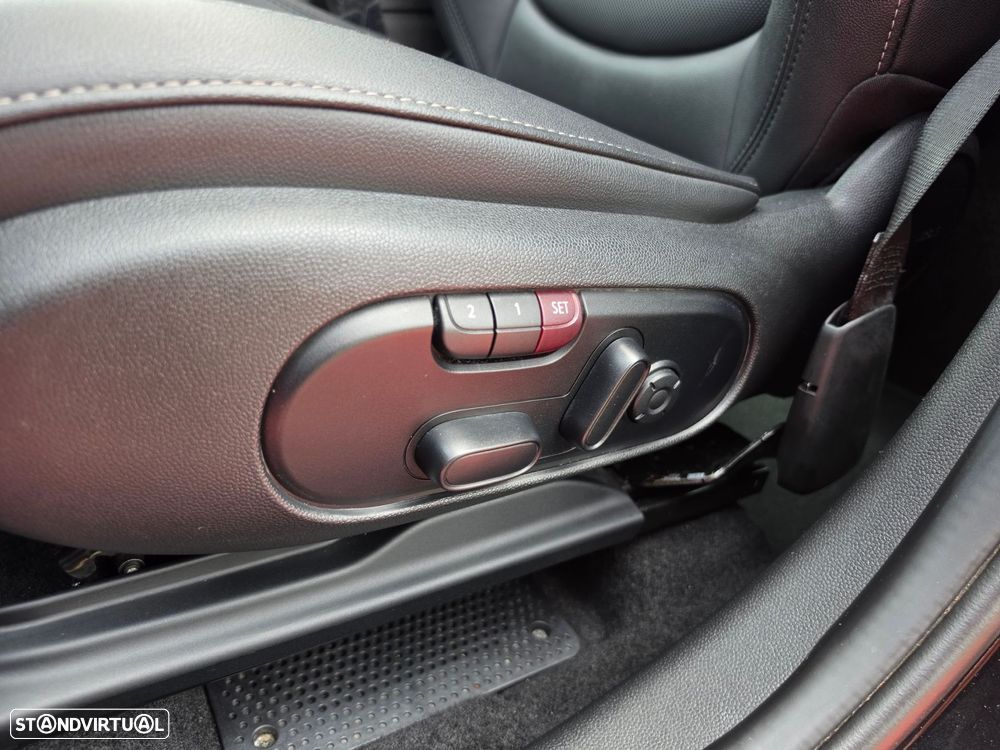 MINI Countryman Cooper SE All4 Aut. Essential - 11