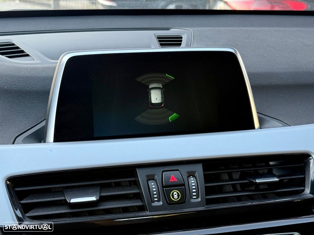 BMW X1 16 d sDrive Advantage - 14