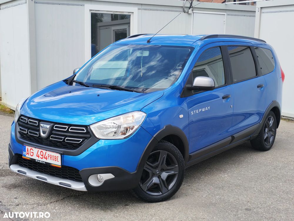 Dacia Lodgy dCi 110 Stepway Celebration - 1