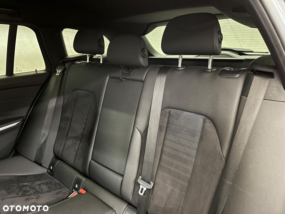 BMW Seria 3 320d xDrive mHEV M Sport - 34