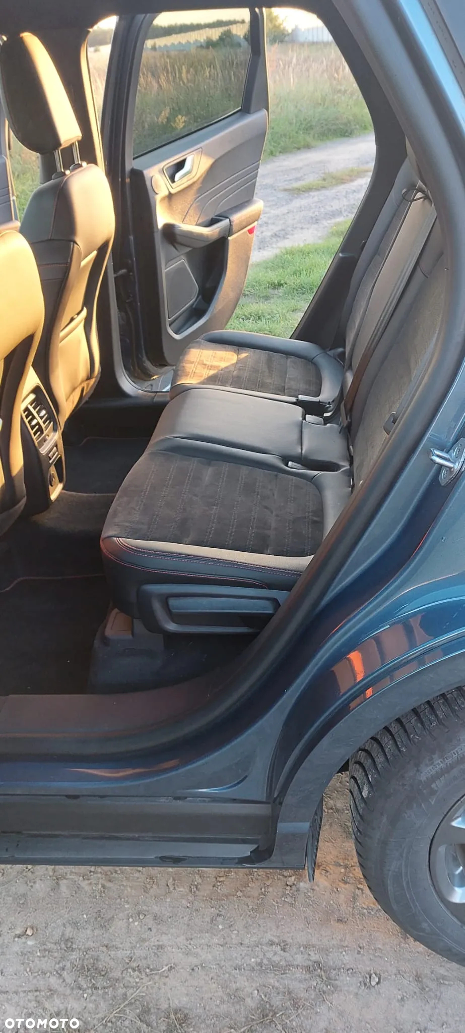 Ford Kuga 1.5 EcoBoost FWD ST-Line X - 15