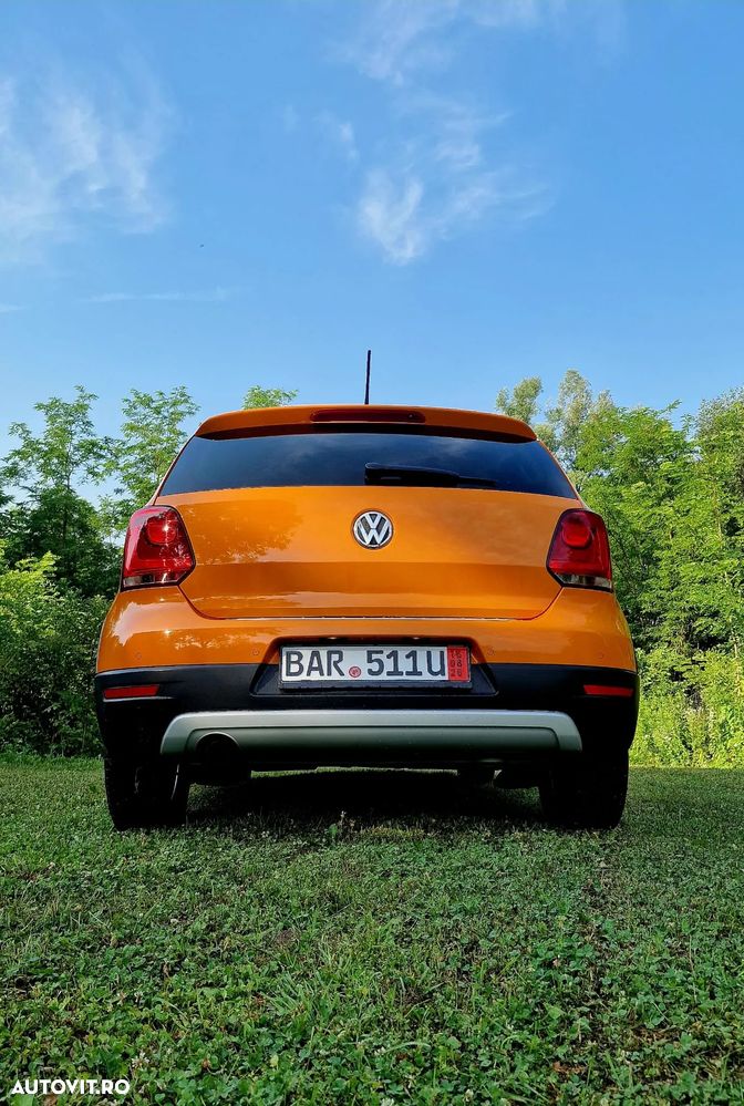 Volkswagen Polo 1.6 TDI Cross - 9