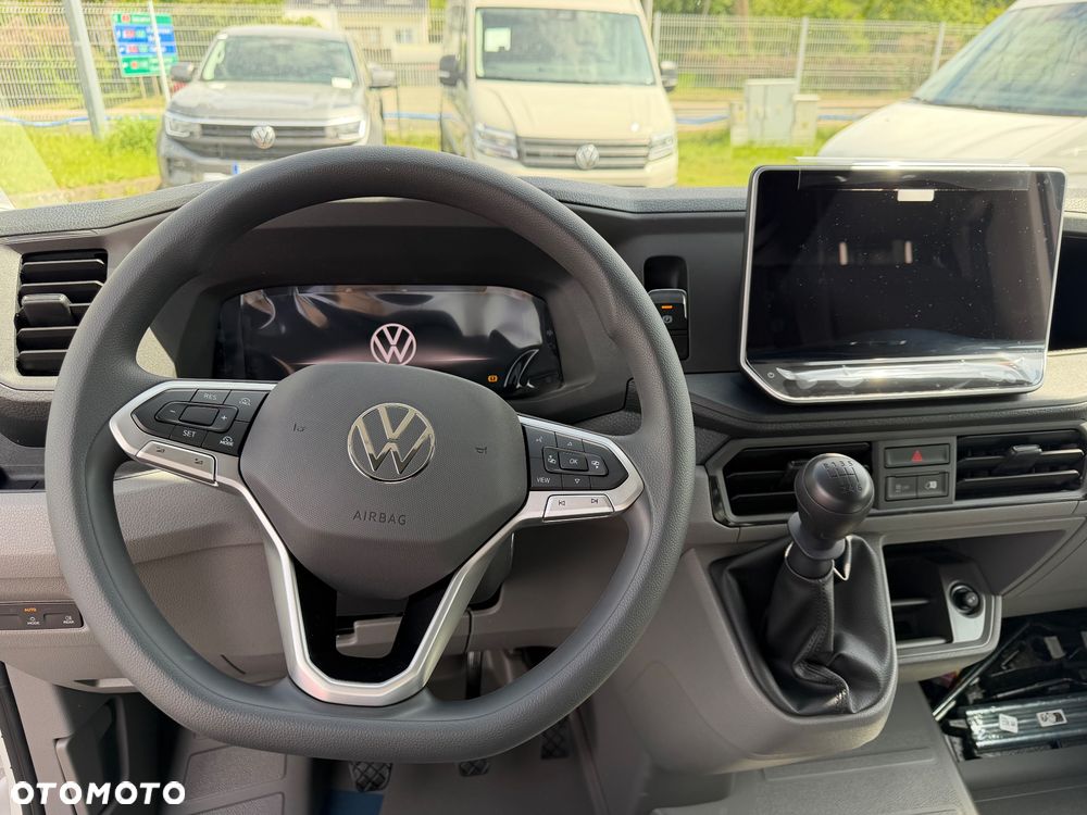 Volkswagen CRAFTER - 8