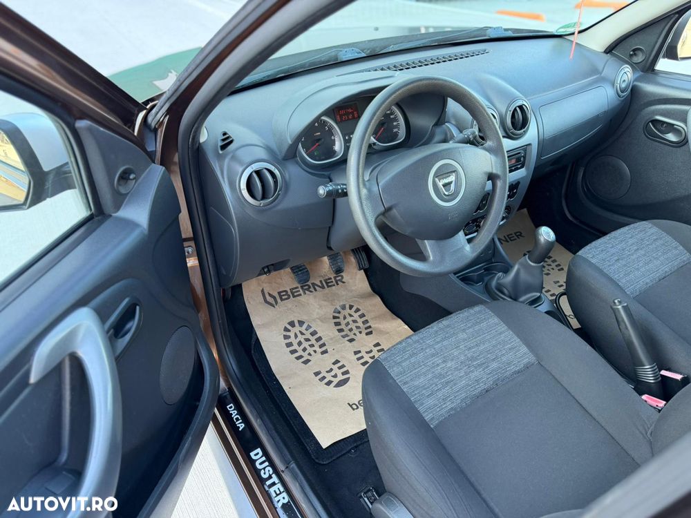 Dacia Duster dCi 110 FAP 4x2 Laureate - 12