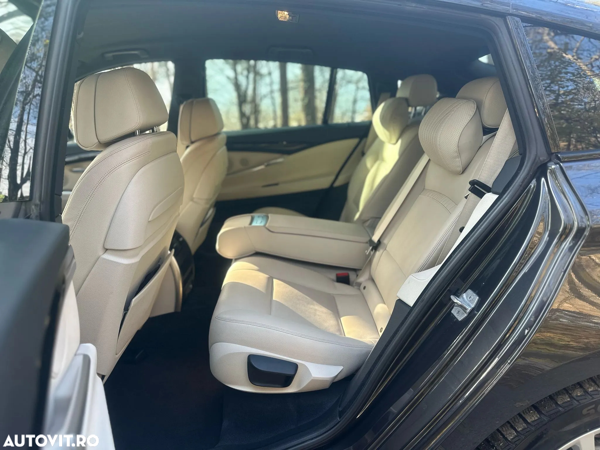 BMW Seria 5 530d xDrive AT - 7