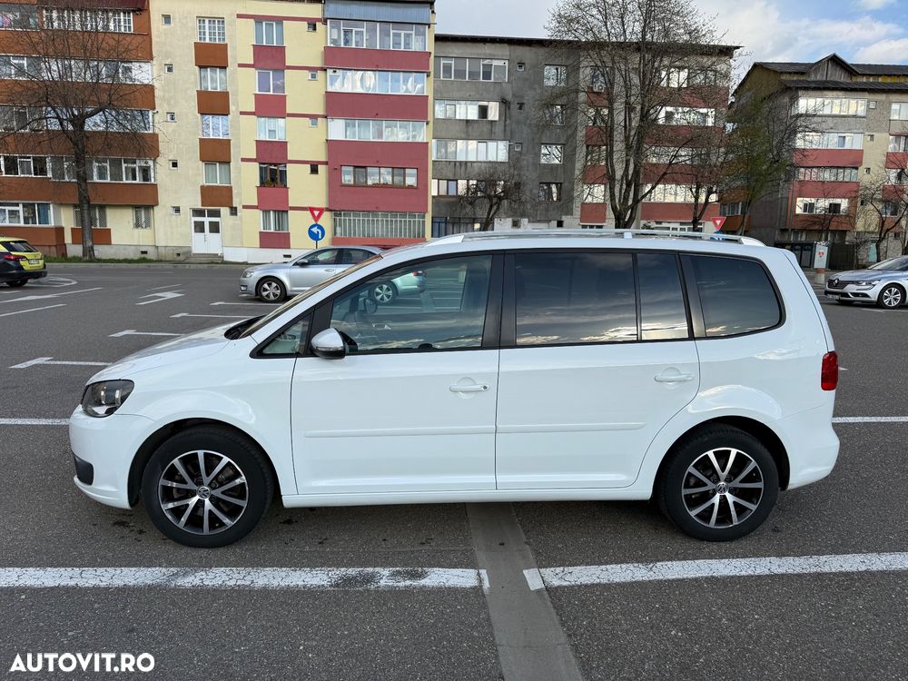 Volkswagen Touran 2.0 TDI DPF DSG Comfortline - 13