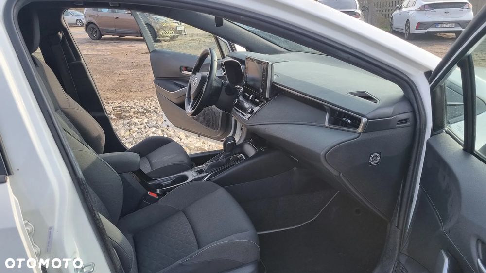 Toyota Corolla 1.8 Comfort - 31