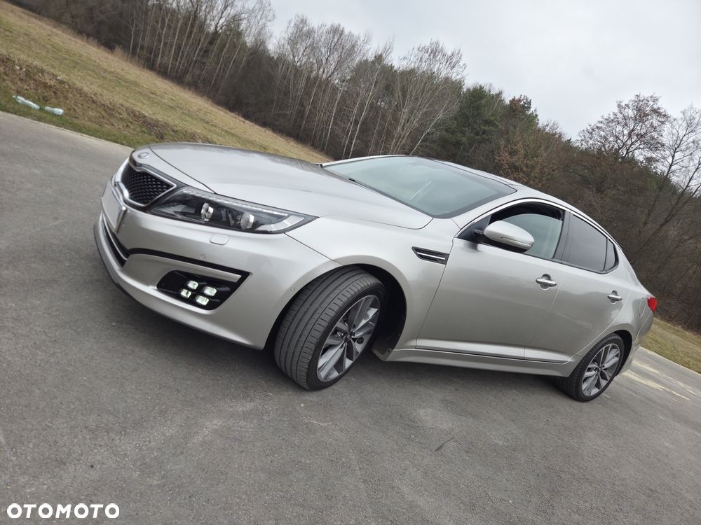 Kia Optima - 12