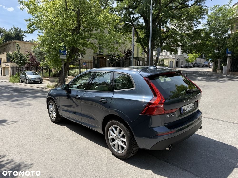 Volvo XC 60 D4 AWD Momentum - 3