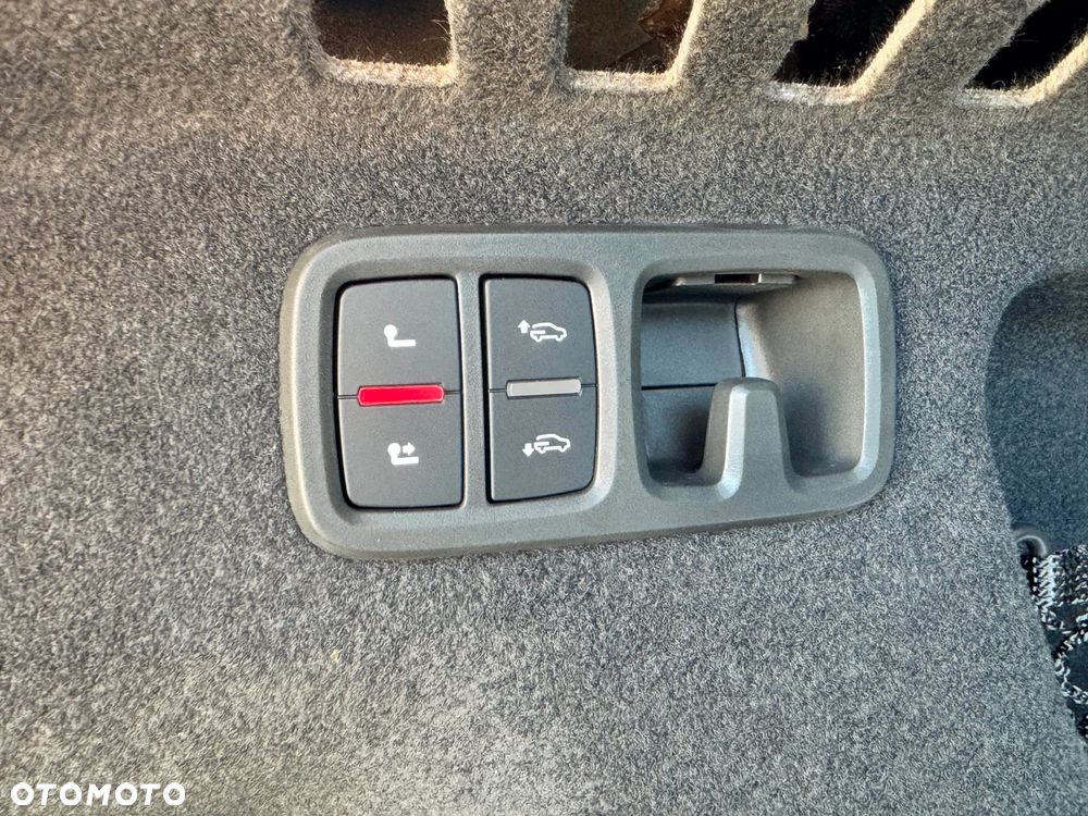 Audi Q8 TDI mHEV 210 kW Quattro Tiptronic - 36
