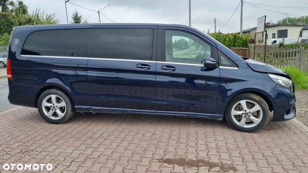 Mercedes-Benz Klasa V 300 d Extralang 9G-TRONIC Avantgarde Edition - 3