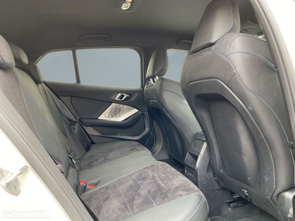 BMW 116 Pack Desportivo M — fotografia 18