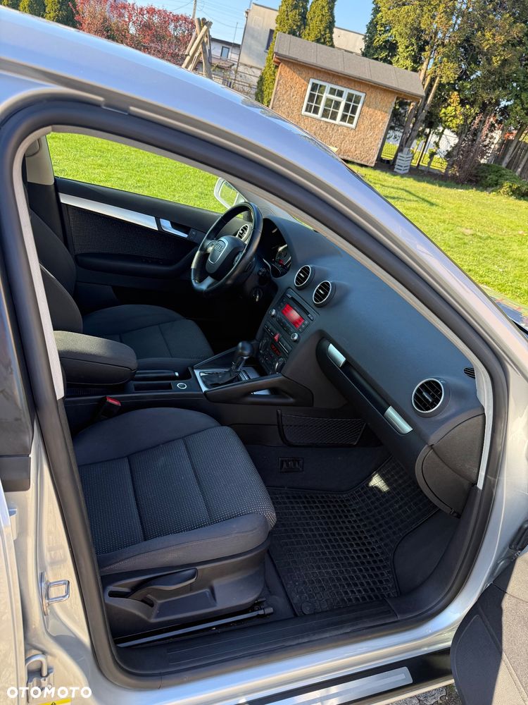 Audi A3 Sportback 2.0 TDI Ambition S tronic - 19