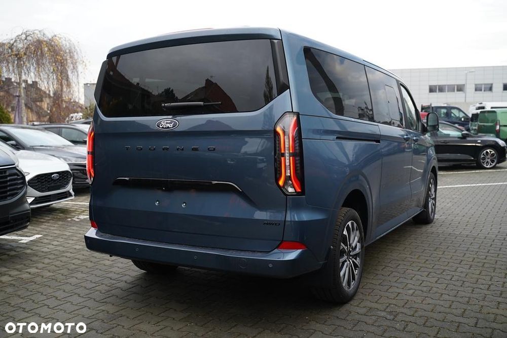 Ford Tourneo Custom 2.0 EcoBlue 320 AWD L1 Titanium X - 4