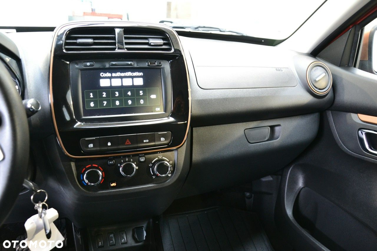 Dacia Spring - 17