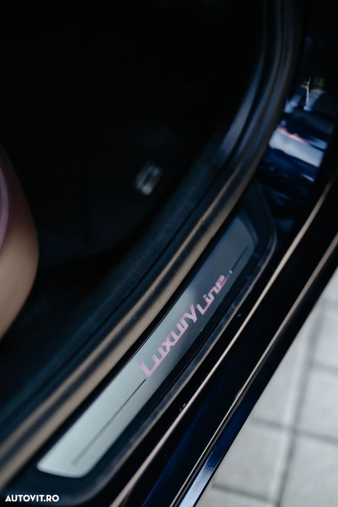 BMW Seria 5 540i xDrive AT - 9