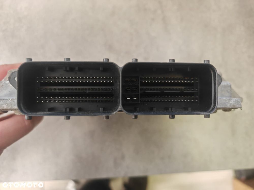 STEROWNIK KOMPUTER SILNIKA ECU IVECO S-WAY LNG 5801971305 - 3