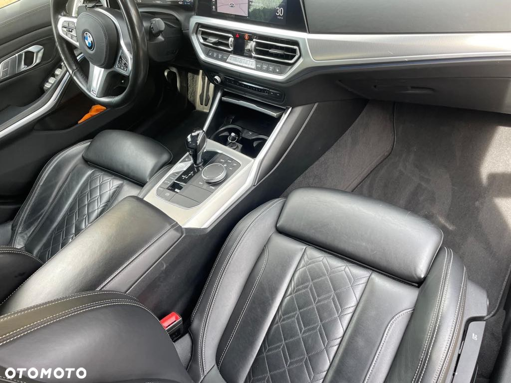 BMW Seria 3 - 18