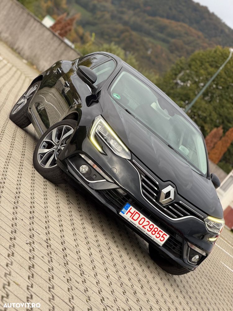 Renault Megane ENERGY TCe 130 BOSE EDITION - 3