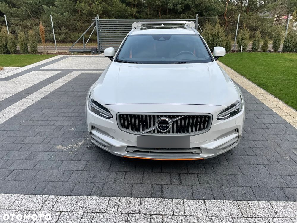 Volvo V90 Cross Country D5 AWD Ocean Race - 5