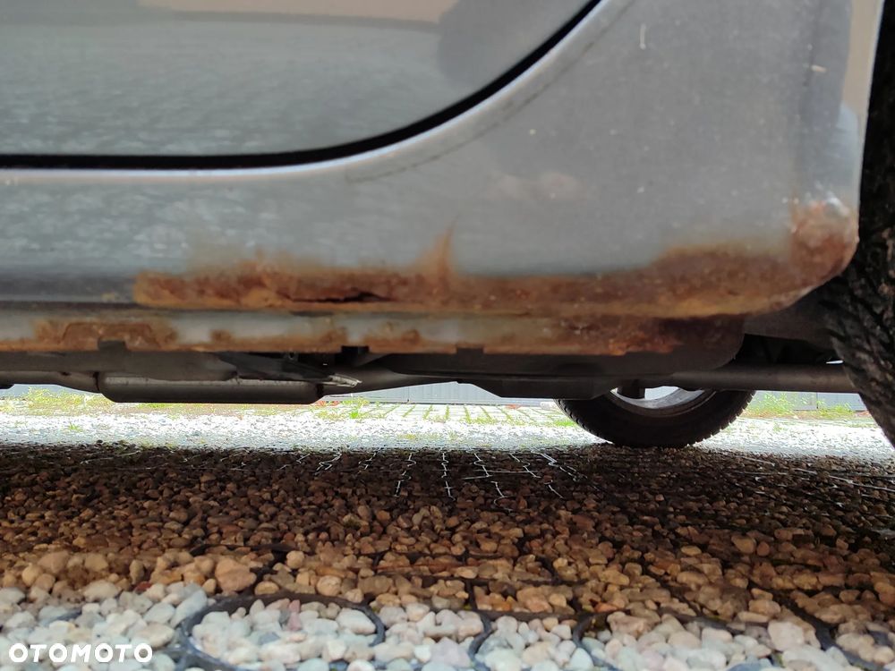 Mitsubishi Lancer 1.8 Inform - 18