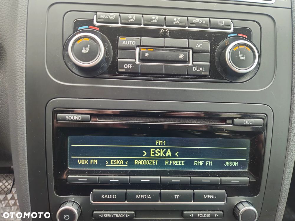 Volkswagen Touran 1.6 TDI DPF BlueMot Comfortline - 8