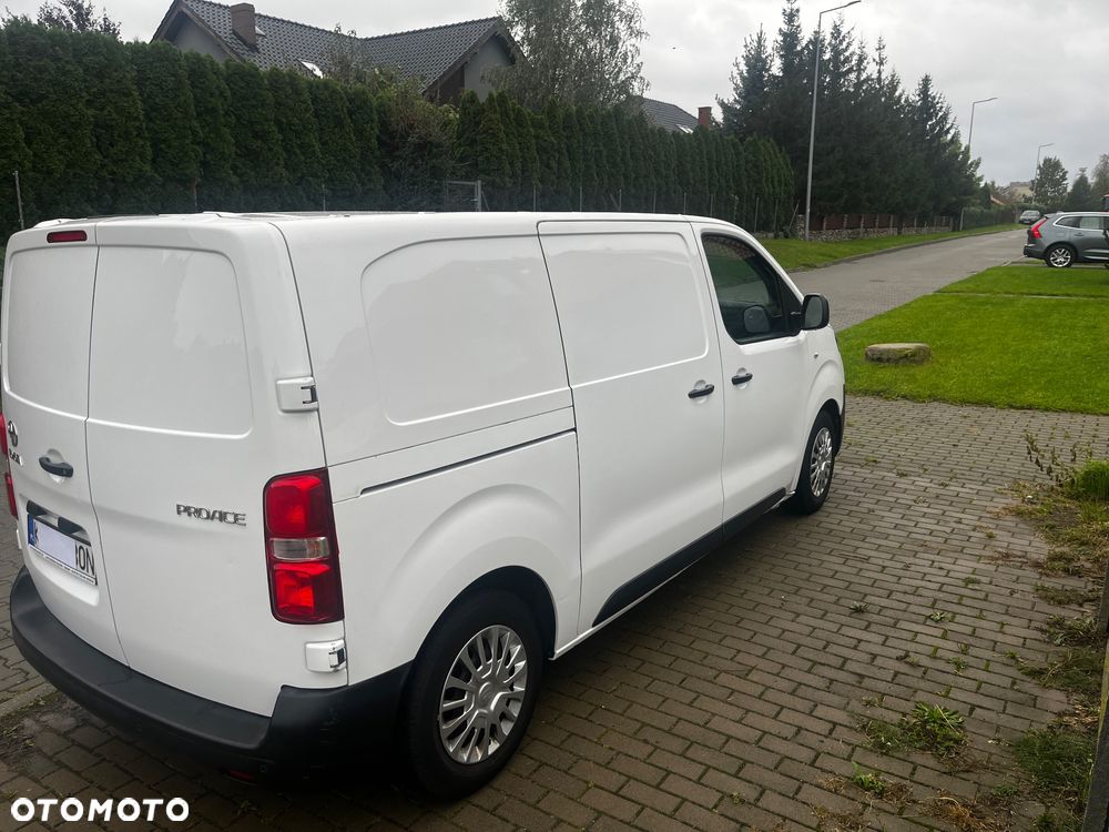 Toyota Proace - 14