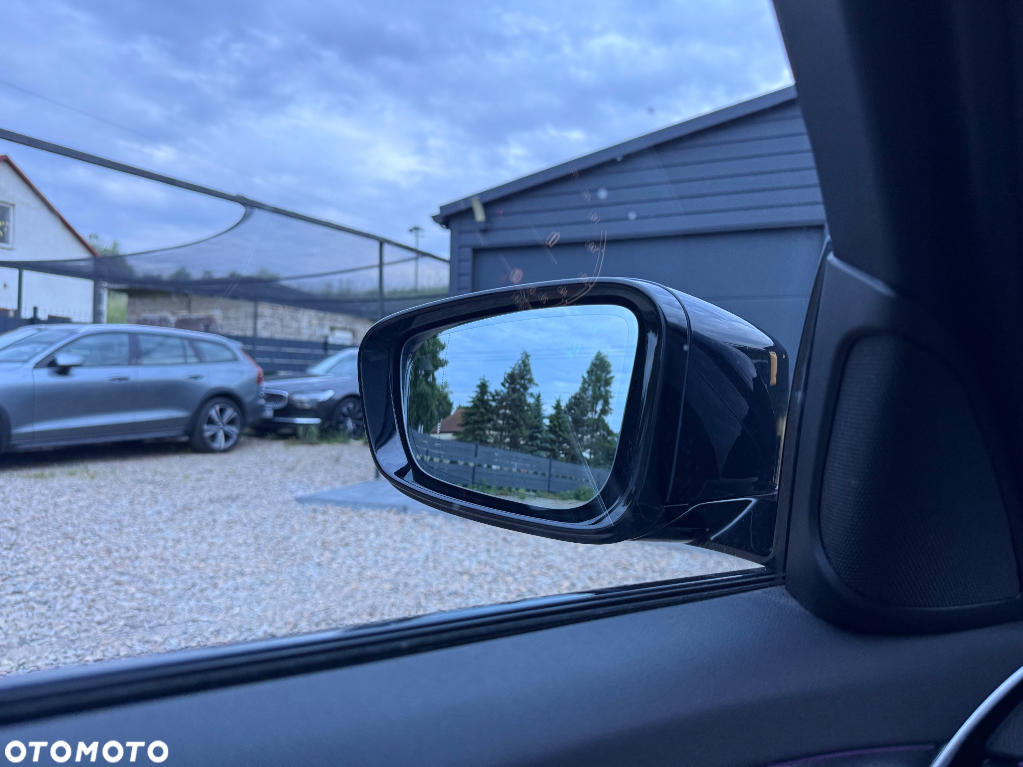 BMW Seria 5 520d xDrive Touring M Sport Edition - 34