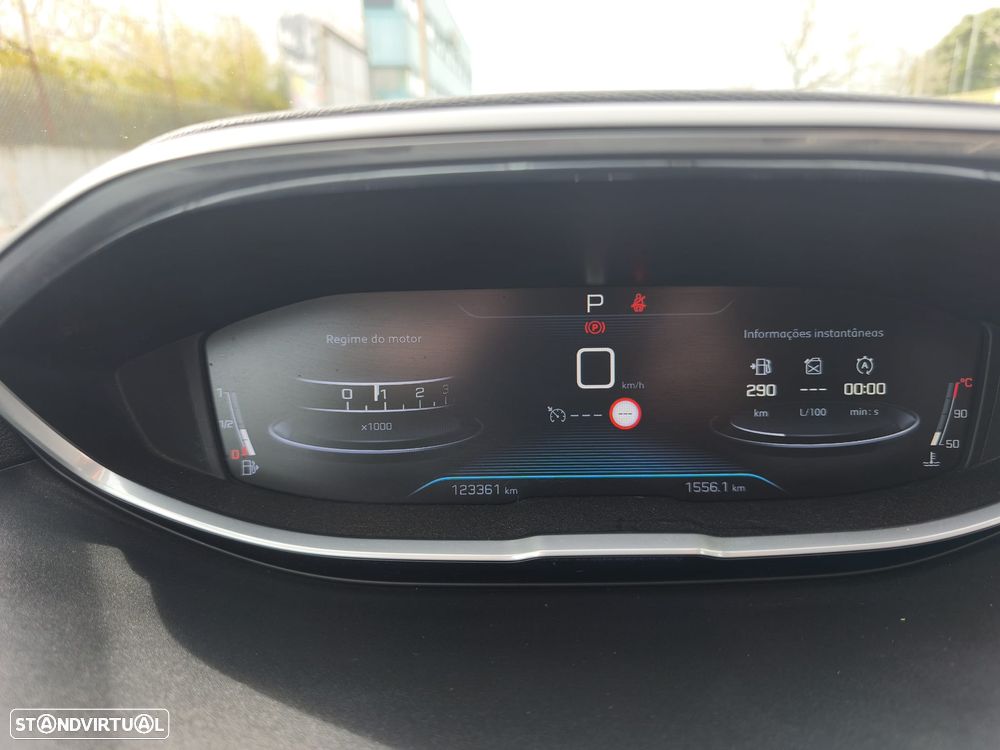 Peugeot 3008 1.6 BlueHDi Allure Grip Control EAT6 - 4