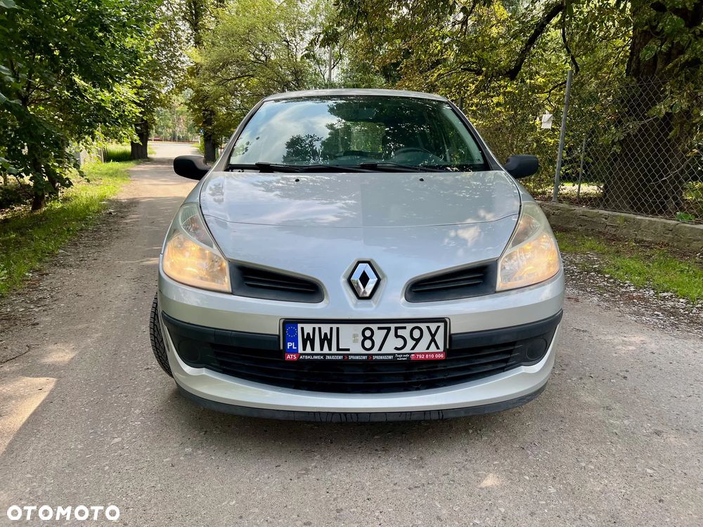 Renault Clio 1.2 16V Alize - 3