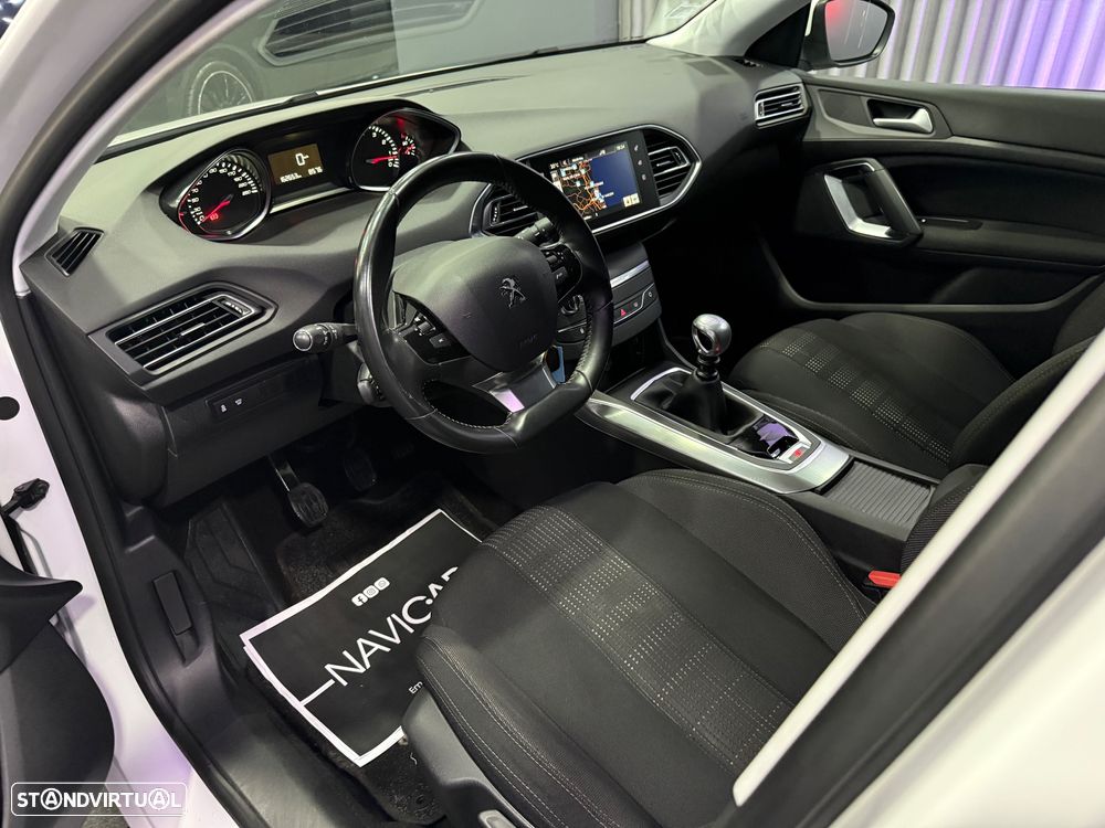 Peugeot 308 SW 1.2 PureTech Allure Full LED - 4