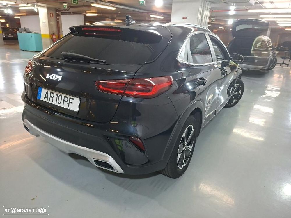 Kia XCeed 1.6 GDi PHEV Drive — fotografia 2