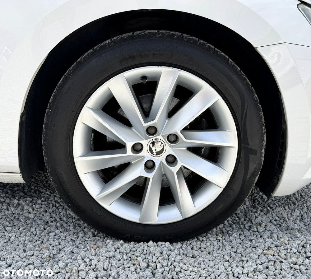 Skoda Superb 2.0 TDI 4x4 DSG L&K - 10