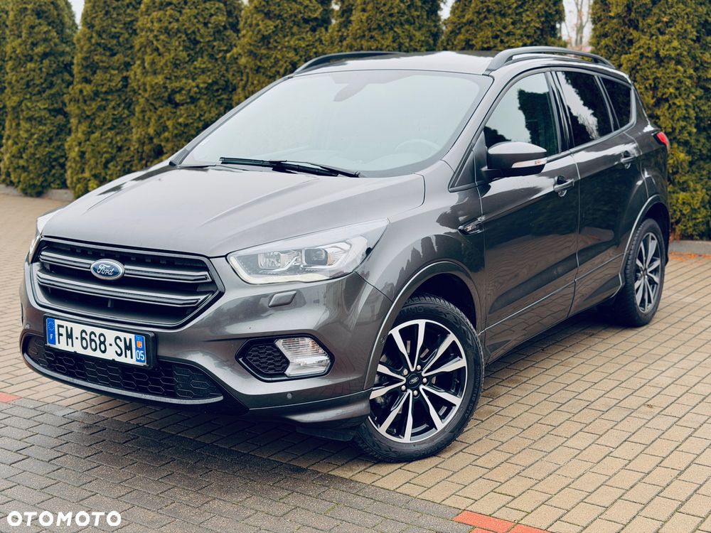 Ford Kuga 1.5 EcoBoost 2x4 ST-Line - 11