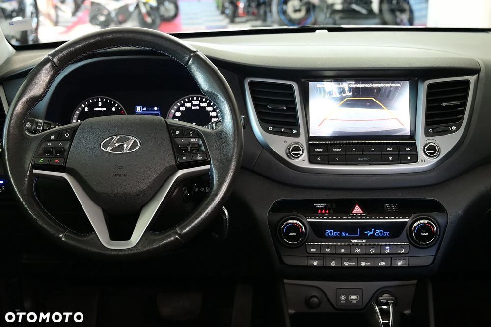 Hyundai Tucson 2.0 CRDi 4WD Automatik Style - 25