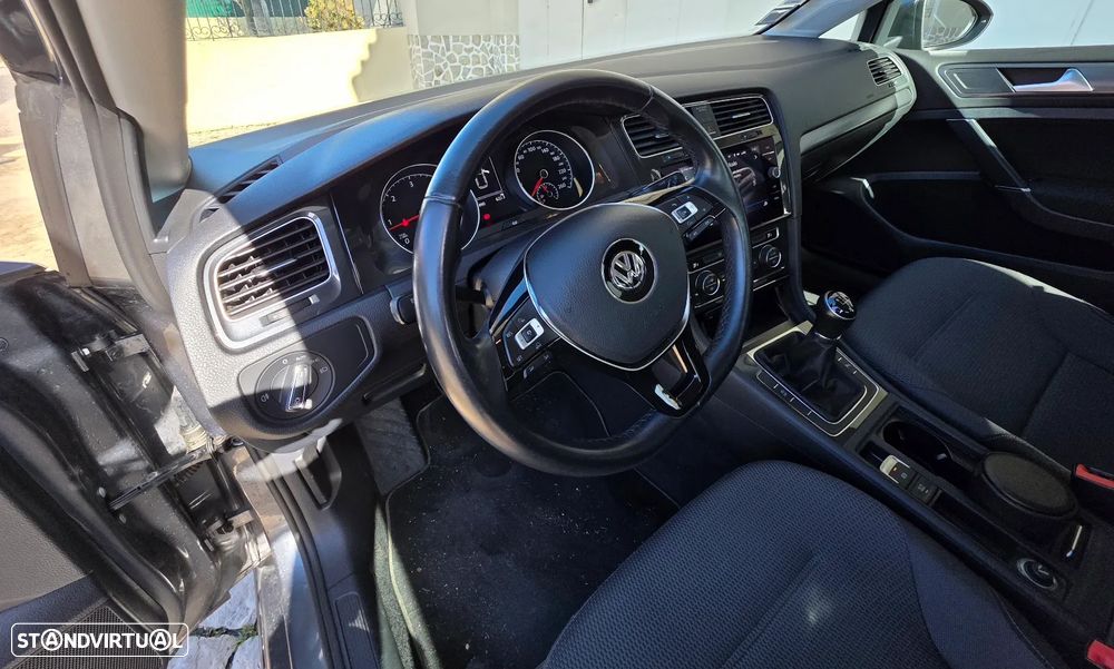 VW Golf 1.6 TDI R-Line - 18
