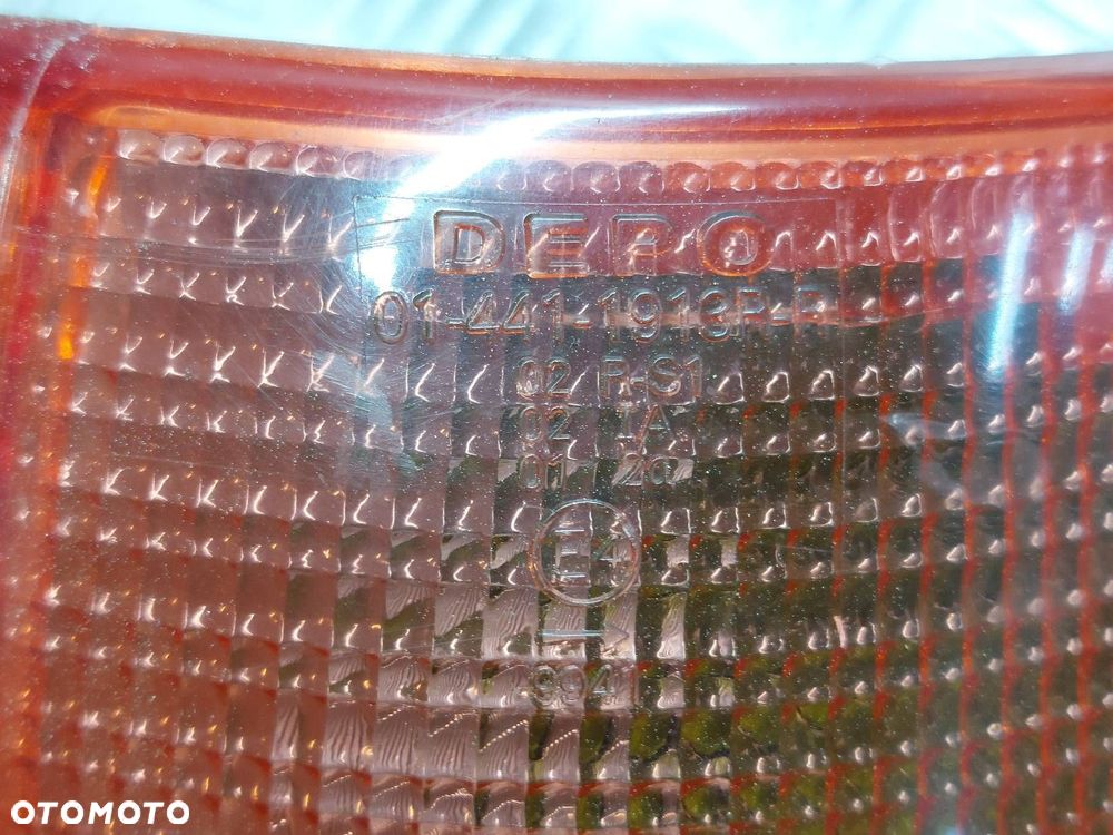 LAMPA PRAWY TYŁ AUDI 80 B4 SEDAN DEPO - 4