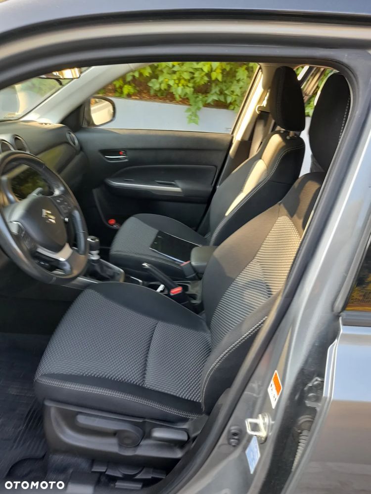 Suzuki Vitara - 8