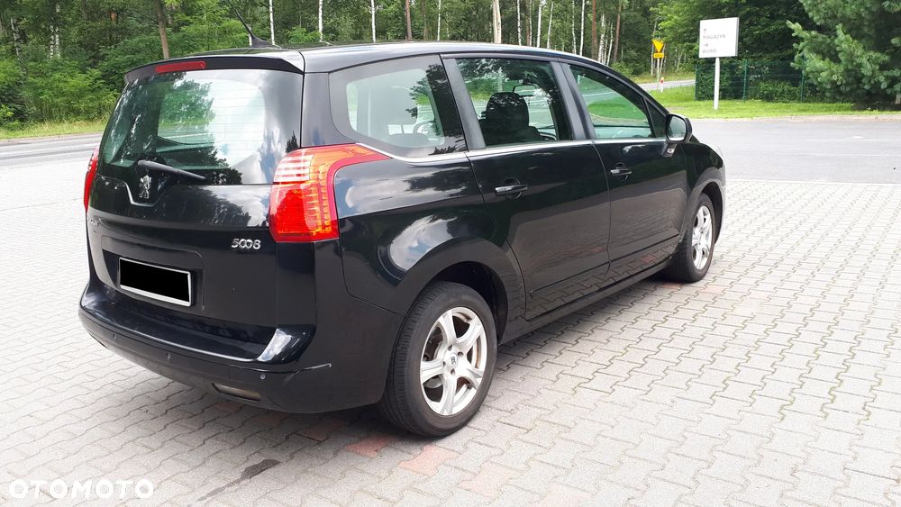 Peugeot 5008 1.6 Active - 2