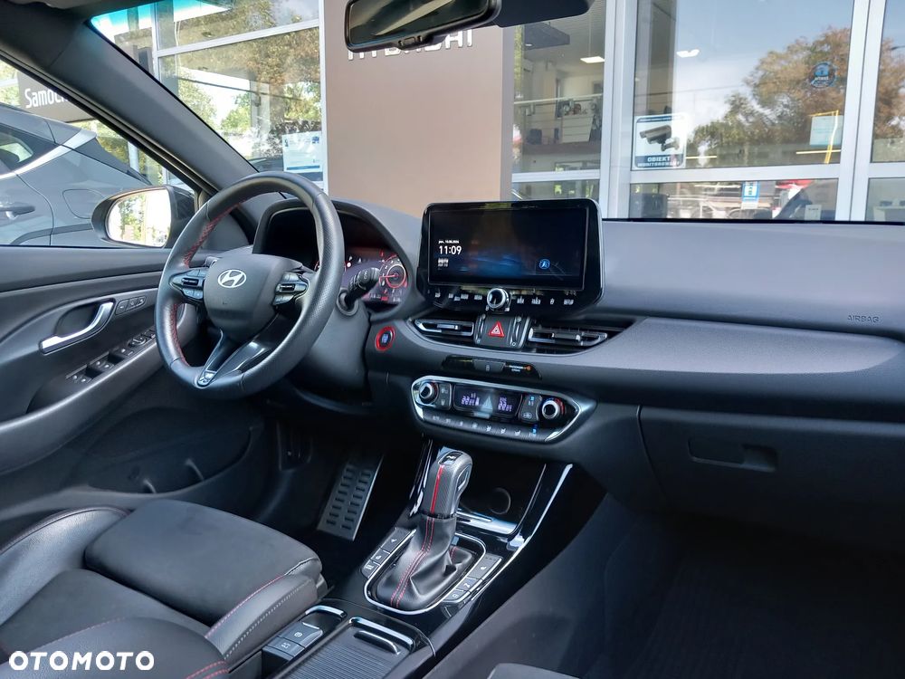 Hyundai i30 1.5 T-GDI 48V-Hybrid DCT N Line - 11
