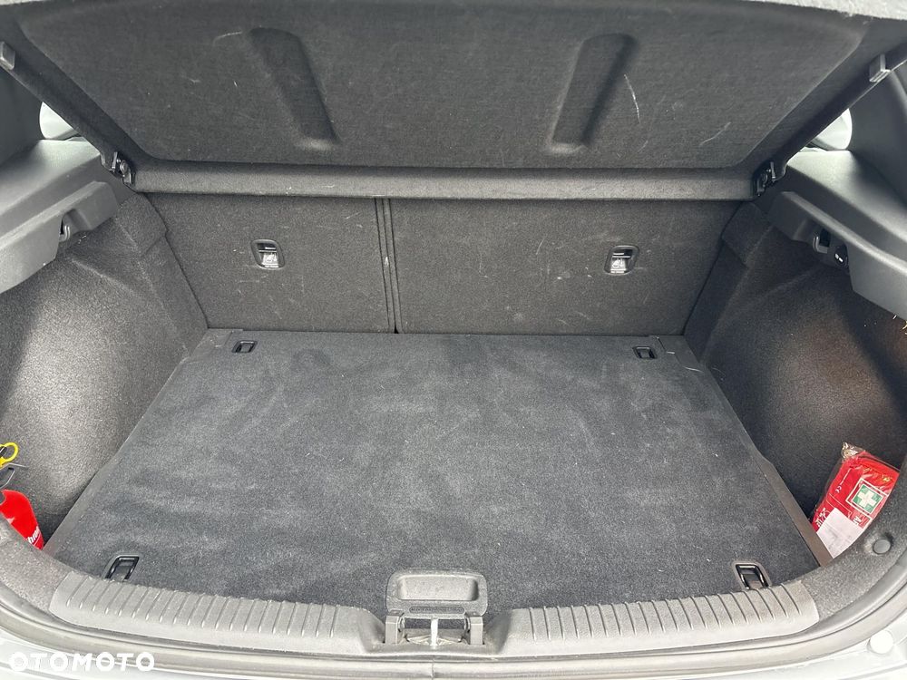 Hyundai i30 1.5 DPI Modern - 17