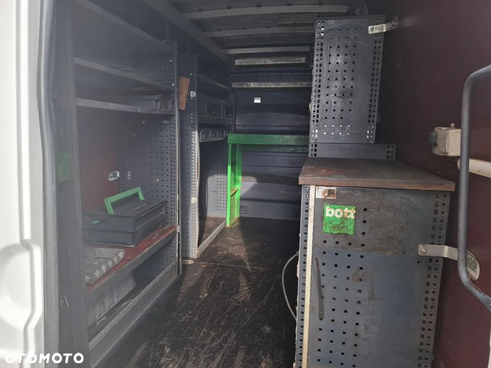 Volkswagen Crafter - 5