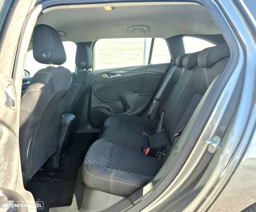 Opel Astra Sports Tourer 1.5 D Business Edition S/S - 14