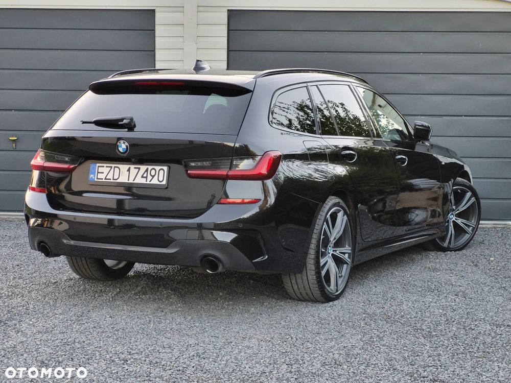 BMW Seria 3 320d mHEV - 9